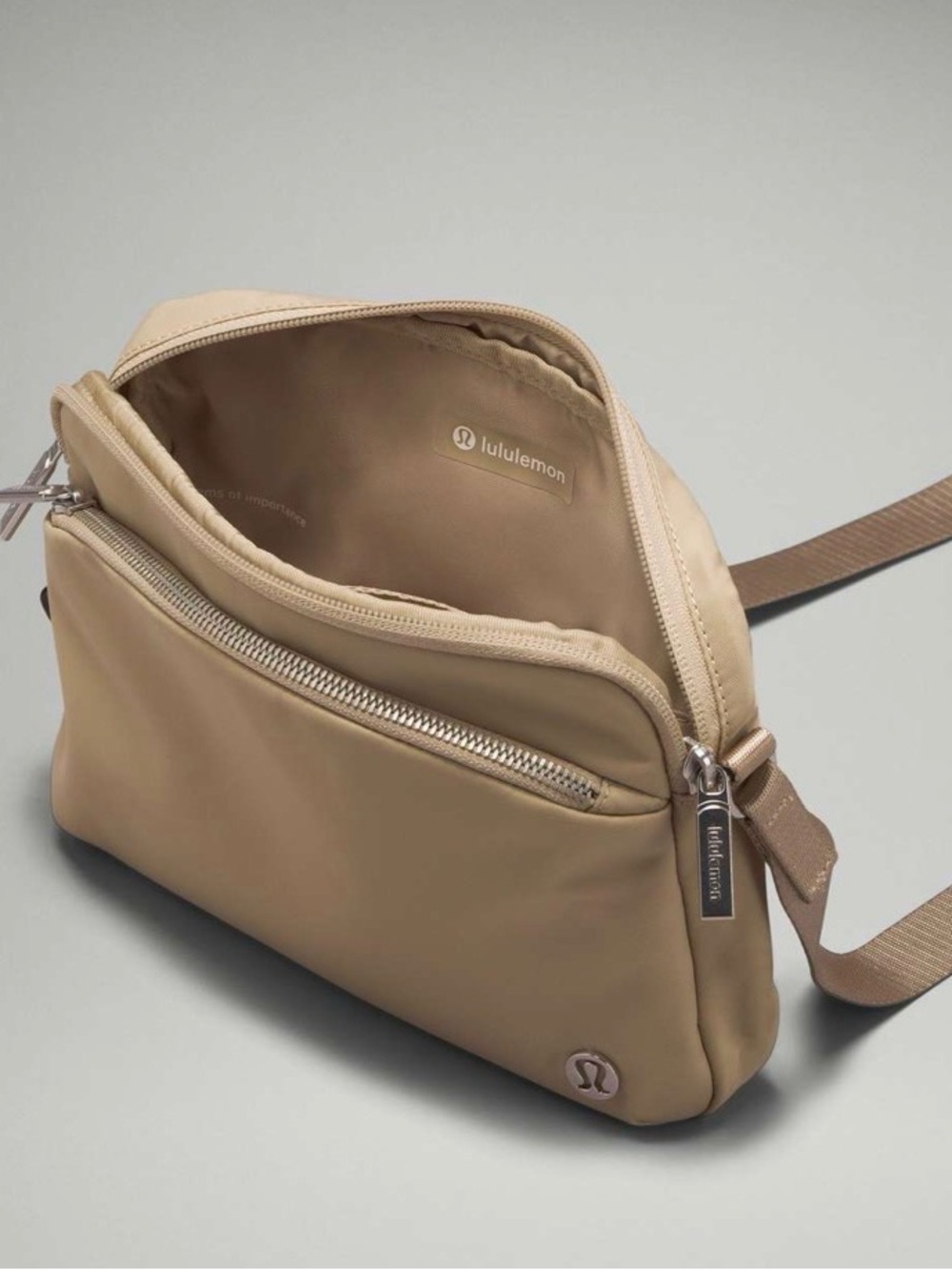 lululemon athletica City Adventurer Crossbody Bag 2.5L - Picture 3 of 5